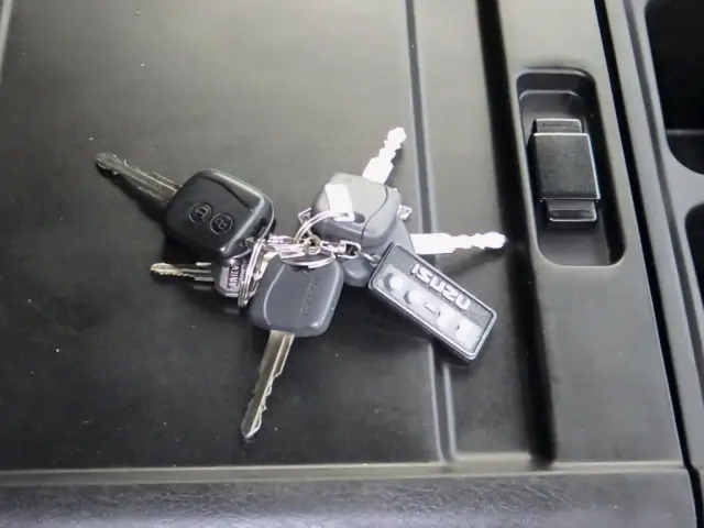 いすゞ フォワード 2RG-FRR90T4(2WD)の写真50