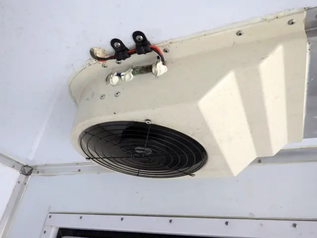 いすゞ フォワード 2PG-FRR90S2(2WD)の写真13