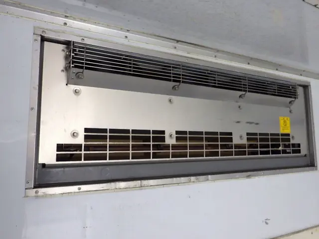 いすゞ フォワード 2PG-FRR90S2(2WD)の写真14