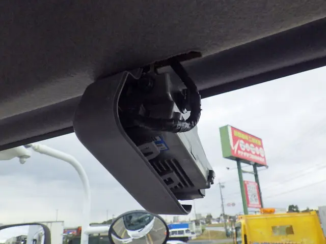 いすゞ フォワード 2PG-FRR90S2(2WD)の写真22