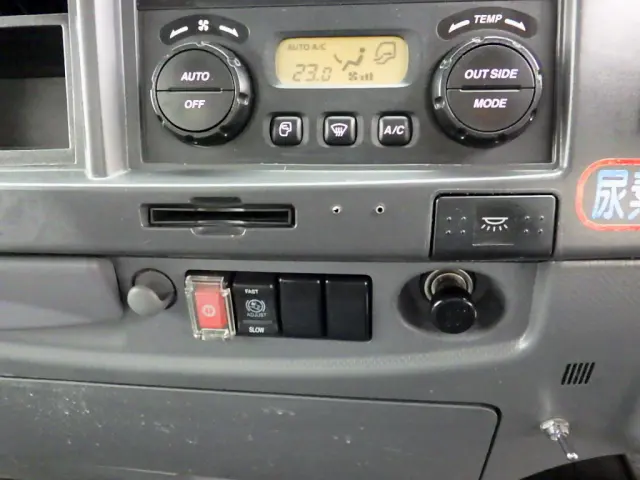 いすゞ フォワード 2PG-FRR90S2(2WD)の写真28