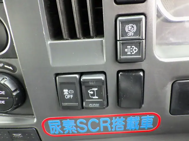 いすゞ フォワード 2PG-FRR90S2(2WD)の写真33