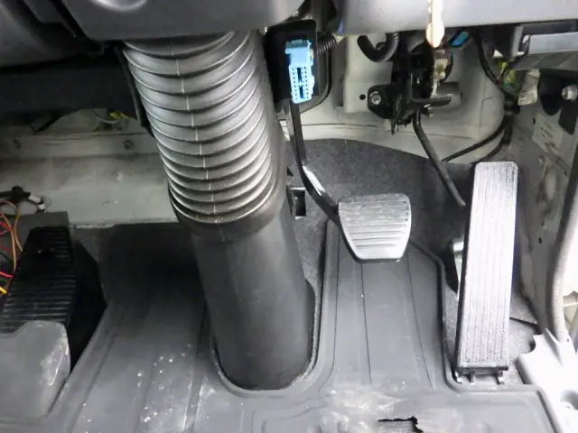 いすゞ フォワード 2PG-FRR90S2(2WD)の写真35