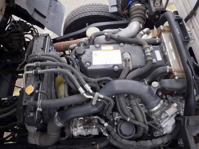 いすゞ フォワード 2PG-FRR90S2(2WD)の写真42