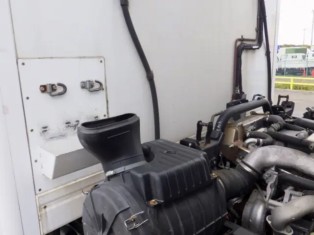 いすゞ フォワード 2PG-FRR90S2(2WD)の写真48