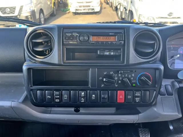 日野 デュトロ 2RG-XZC605M(2WD)の写真19