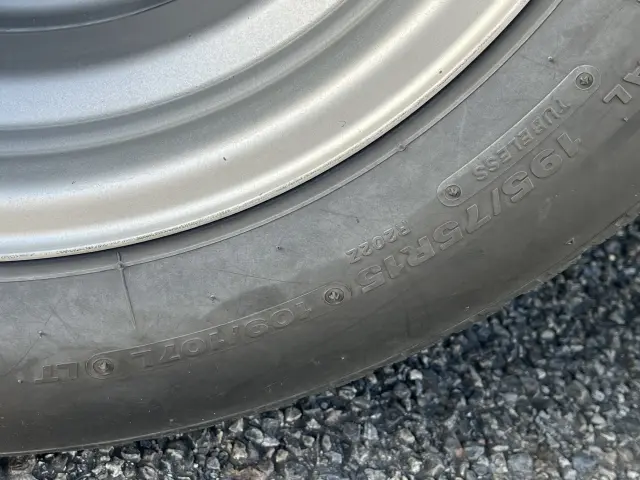 日野 デュトロ 2RG-XZC605M(2WD)の写真41