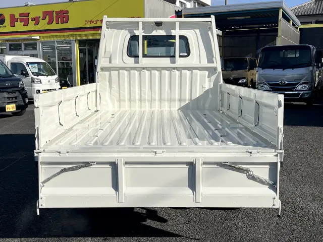 トヨタ タウンエーストラック 5BF-S403U(2WD)の写真6