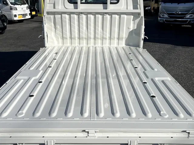 トヨタ タウンエーストラック 5BF-S403U(2WD)の写真9