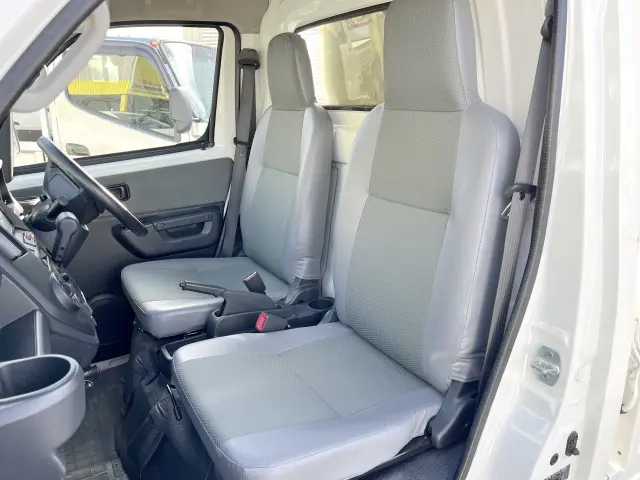 トヨタ タウンエーストラック 5BF-S403U(2WD)の写真15