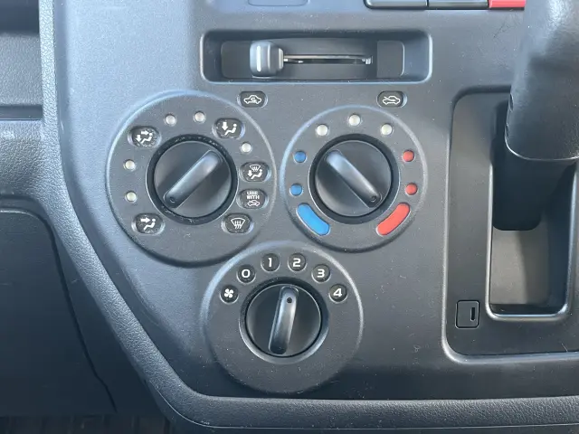 トヨタ タウンエーストラック 5BF-S403U(2WD)の写真21