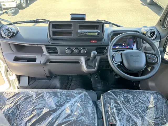 三菱 キャンター 2RG-FBA20(2WD)の写真13