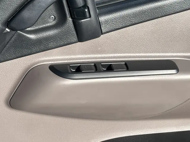 三菱 キャンター 2RG-FBA20(2WD)の写真26