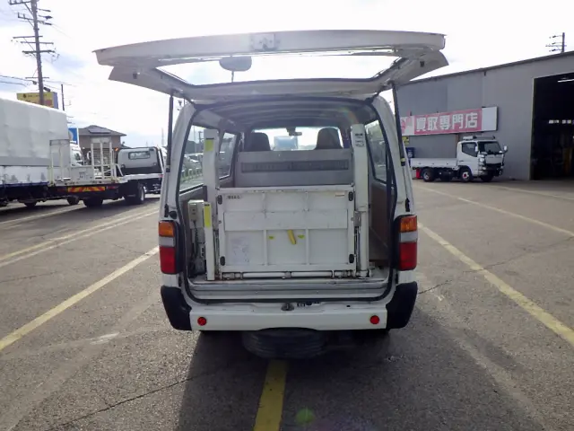 日野 デュトロ TPG-XZC605Y(2WD)の写真7