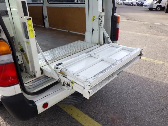 日野 デュトロ TPG-XZC605Y(2WD)の写真41