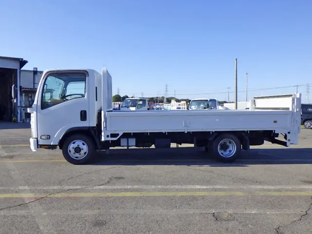 いすゞ エルフ TPG-NPR85AR(2WD)の写真4