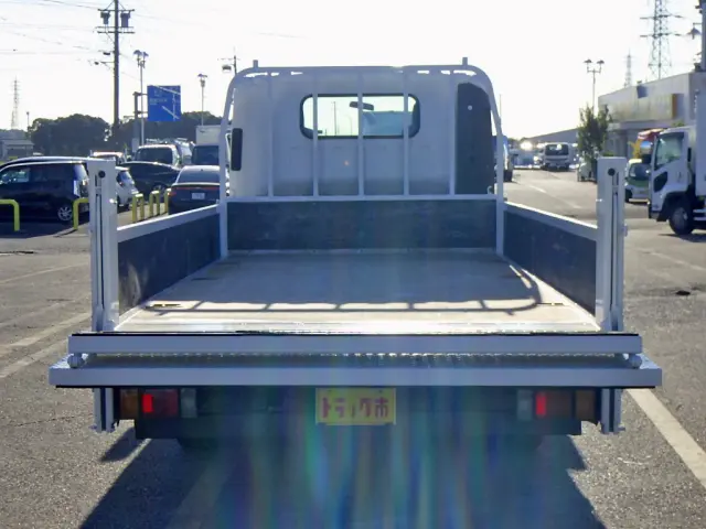 いすゞ エルフ TPG-NPR85AR(2WD)の写真7