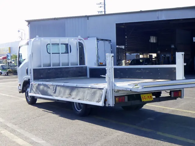 いすゞ エルフ TPG-NPR85AR(2WD)の写真8