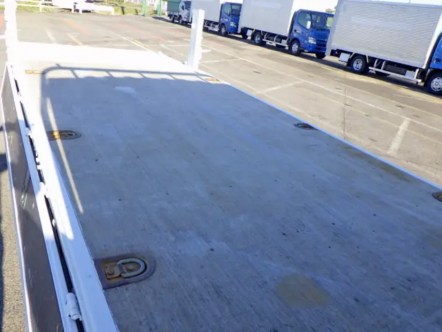 いすゞ エルフ TPG-NPR85AR(2WD)の写真11