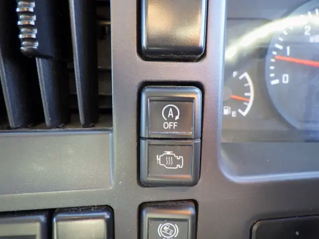 いすゞ エルフ TPG-NPR85AR(2WD)の写真32