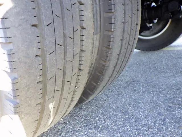 いすゞ エルフ TPG-NPR85AR(2WD)の写真43