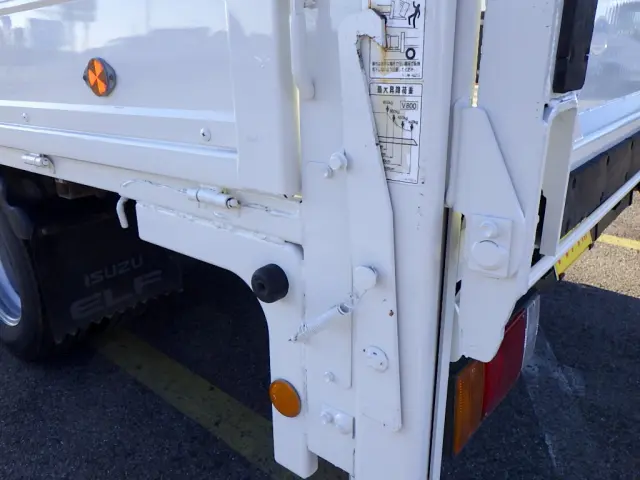 いすゞ エルフ TPG-NPR85AR(2WD)の写真49