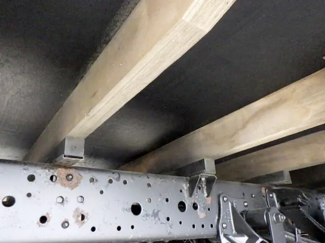 いすゞ エルフ TRG-NPR85AR(2WD)の写真31