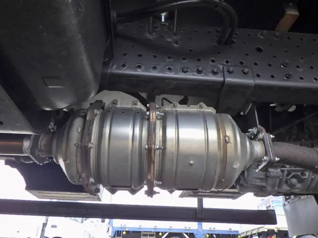 いすゞ エルフ TRG-NPR85AR(2WD)の写真35