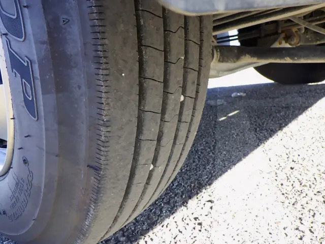 いすゞ フォワード 2RG-FRR90S1(2WD)の写真20