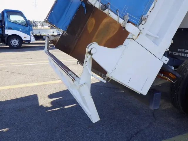 いすゞ フォワード 2RG-FRR90S1(2WD)の写真31