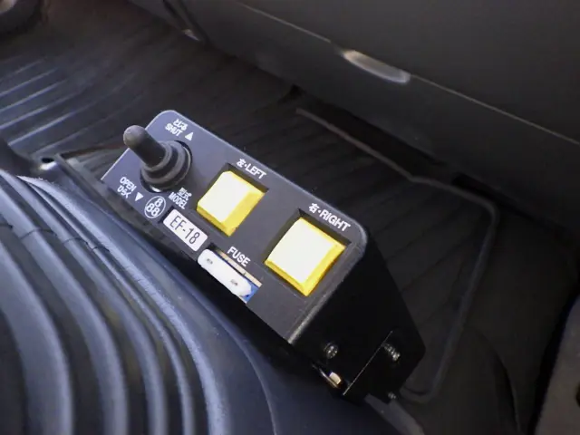 いすゞ フォワード 2RG-FRR90S1(2WD)の写真37