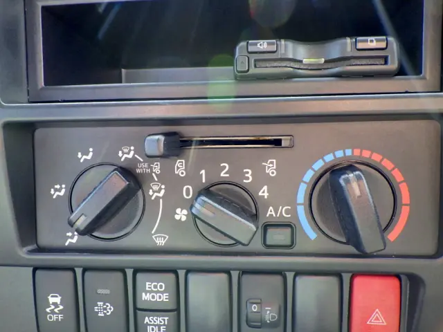 日野 デュトロ 2RG-XZU710M(2WD)の写真18