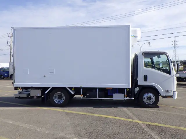 いすゞ エルフ TPG-NPR85AN(2WD)の写真4