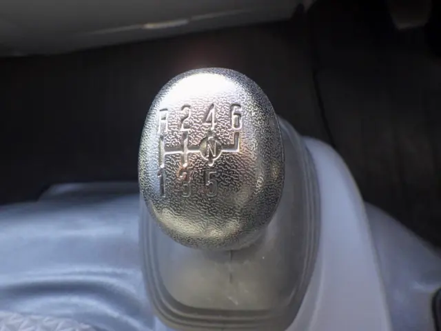 いすゞ エルフ TPG-NPR85AN(2WD)の写真35