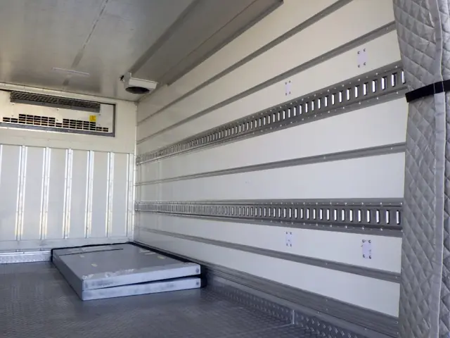 いすゞ エルフ TPG-NPR85AN(2WD)の写真50