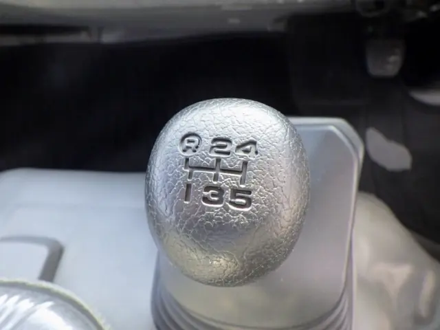 日野 デュトロ TKG-XZU600E(2WD)の写真14