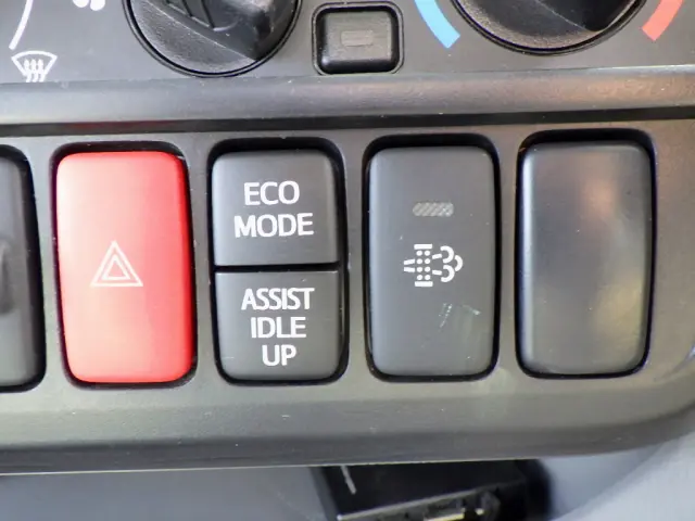 日野 デュトロ TKG-XZU600E(2WD)の写真21