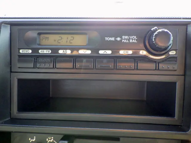 日野 デュトロ TKG-XZU710M(2WD)の写真28