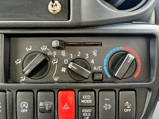 日野 デュトロ TKG-XZC605M(2WD)の写真25