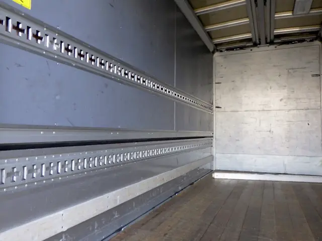 日野 デュトロ TSG-XKU650M(2WD)の写真10