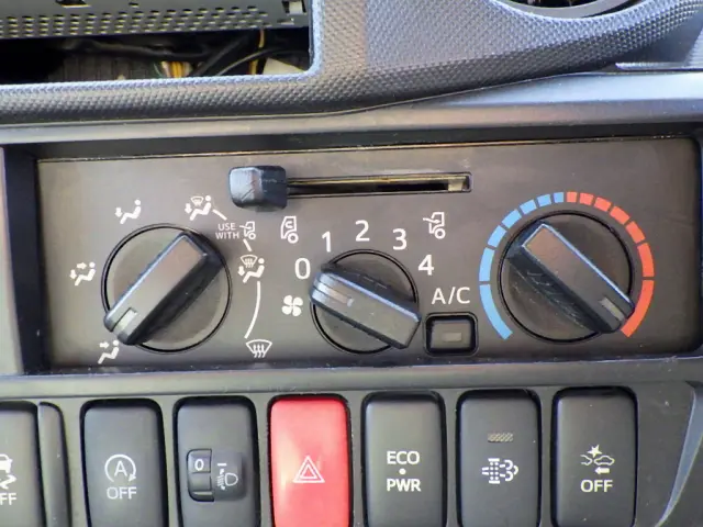 日野 デュトロ TSG-XKU650M(2WD)の写真21