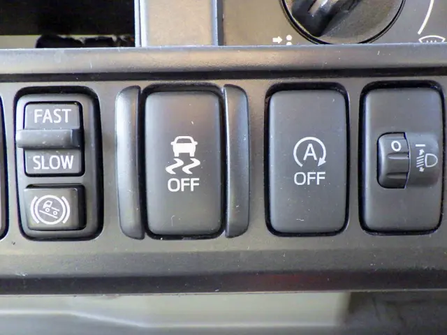 日野 デュトロ TSG-XKU650M(2WD)の写真22