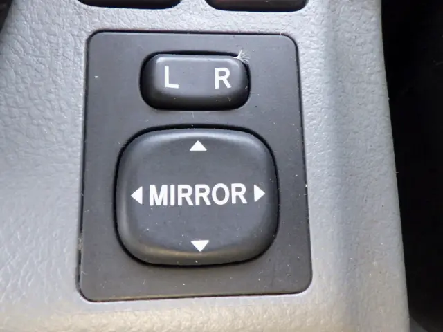 日野 デュトロ TSG-XKU650M(2WD)の写真25