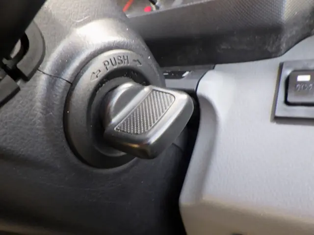 日野 デュトロ TSG-XKU650M(2WD)の写真28