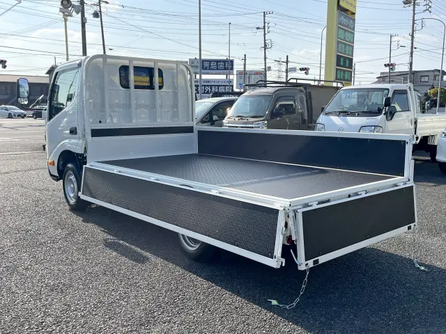 トヨタ ダイナ 3BF-TRY230(2WD)の写真8