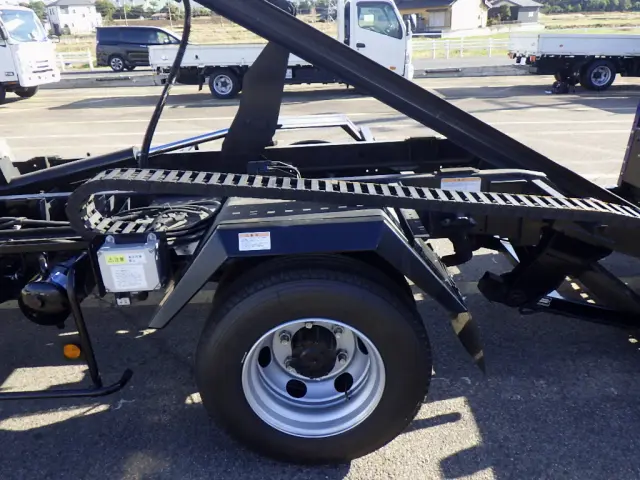 三菱 キャンター 2PG-FEB80(2WD)の写真35