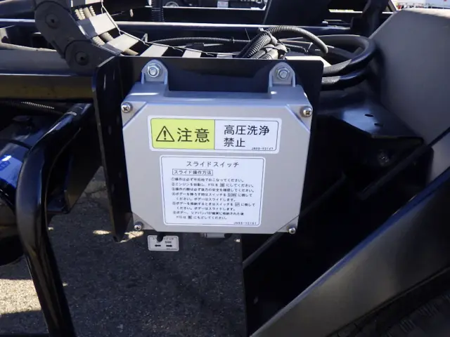 三菱 キャンター 2PG-FEB80(2WD)の写真39