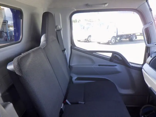 三菱 キャンター 2PG-FEB80(2WD)の写真42