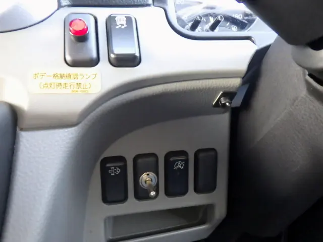 三菱 キャンター 2PG-FEB80(2WD)の写真47