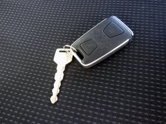 三菱 キャンター 2PG-FEB80(2WD)の写真50